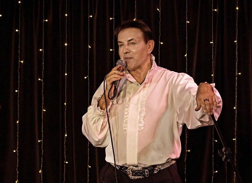 Участник «Суперстара» Рогожин рассказал, как пострадал от действий властей Украины Участник «Суперстара» Рогожин рассказал, как пострадал от действий властей Украины