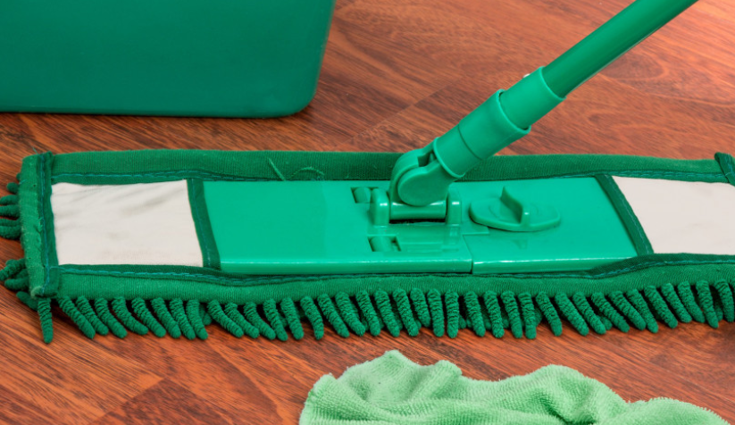 Невролог Хорошев: Чрезмерная чистота в доме может вызвать рассеянный склероз