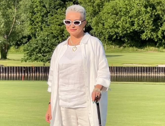 Катя Лель рассталась с мужем из-за его домогательств к девушкам Катя Лель рассталась с мужем из-за его домогательств к девушкам