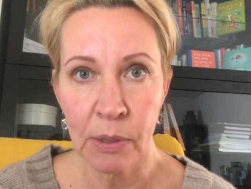 МВД РФ разыскивает телеведущую Лазареву* за дискредитацию ВС РФ