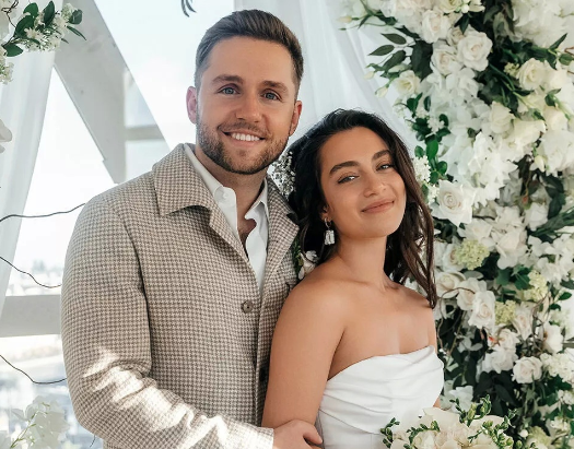 Соколовский объяснил продажу билетов на свадьбу с Сурковой