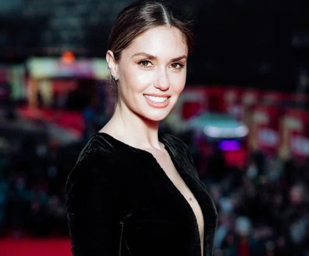 Психолог Миллер рассказала, почему Муцениеце регулярно говорит о Прилучном Психолог Миллер рассказала, почему Муцениеце регулярно говорит о Прилучном