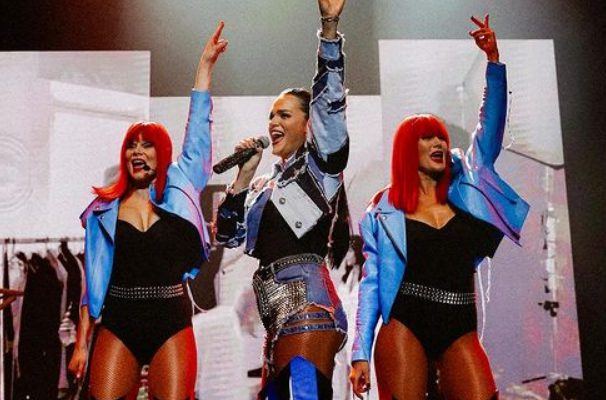 Певица Слава призналась в депрессии после пластики