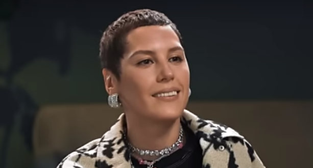 Ирина Горбачева назвала причину публикации голых фото