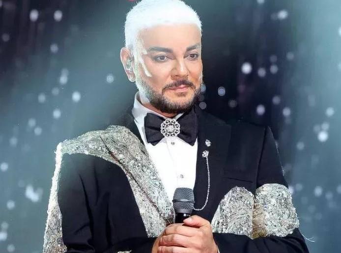 Киркоров был замечен в объятиях Анастасии Стоцкой на премьере мюзикла