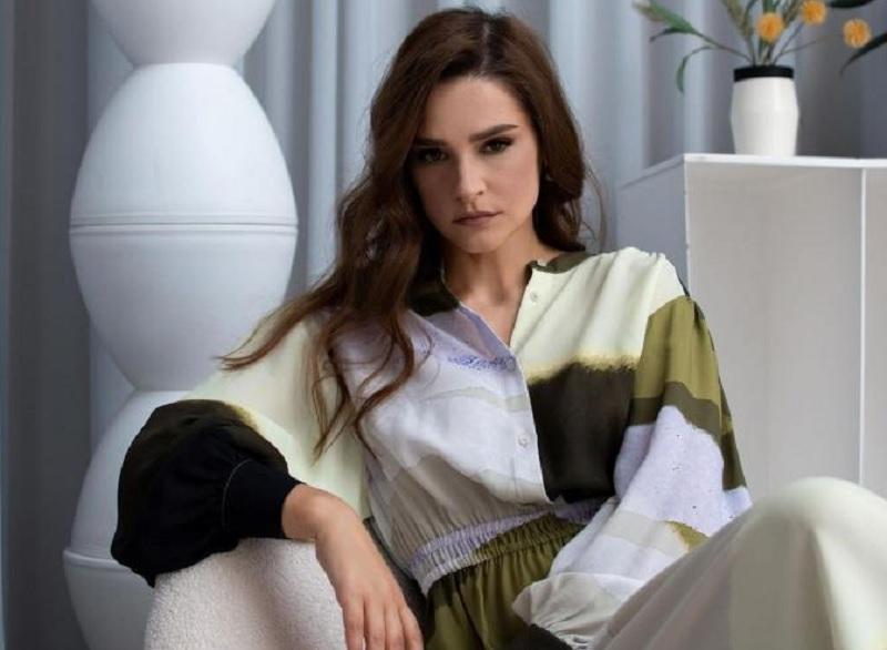 Беременная в пятый раз Глафира Тарханова скрывает пол малыша