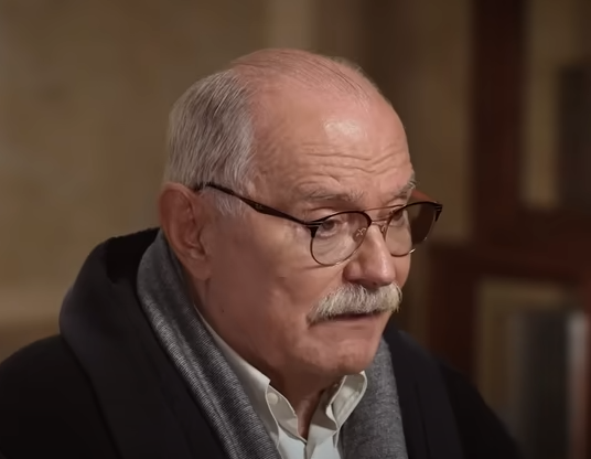 Никита Михалков рассказал, почему Андрей Макаревич сбежал из России Никита Михалков рассказал, почему Андрей Макаревич сбежал из России