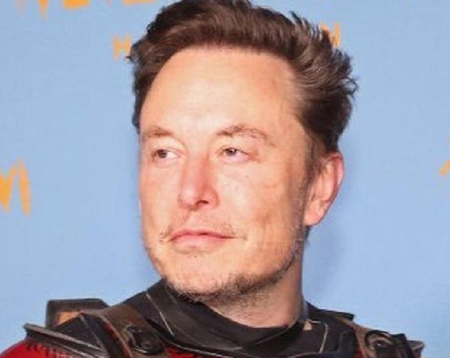 Илон Маск не исключил создание собственного смартфона