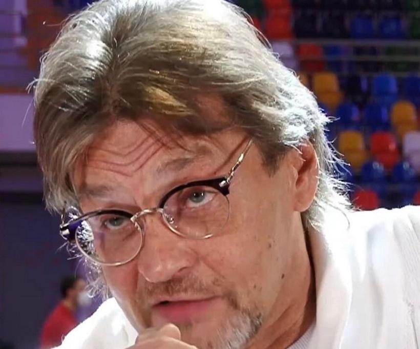 Александр Домогаров не стал осуждать уехавших из России