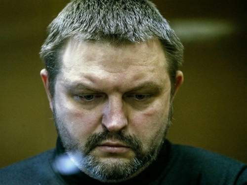 Осужденный губернатор Никита Белых выходит из колонии Осужденный губернатор Никита Белых выходит из колонии