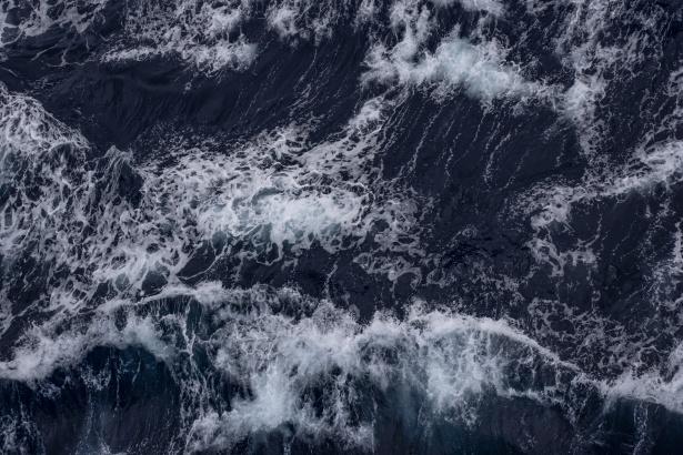 Спасатель Штыб: При попадании в тягун в море не следует бороться с ним Спасатель Штыб: При попадании в тягун в море не следует бороться с ним