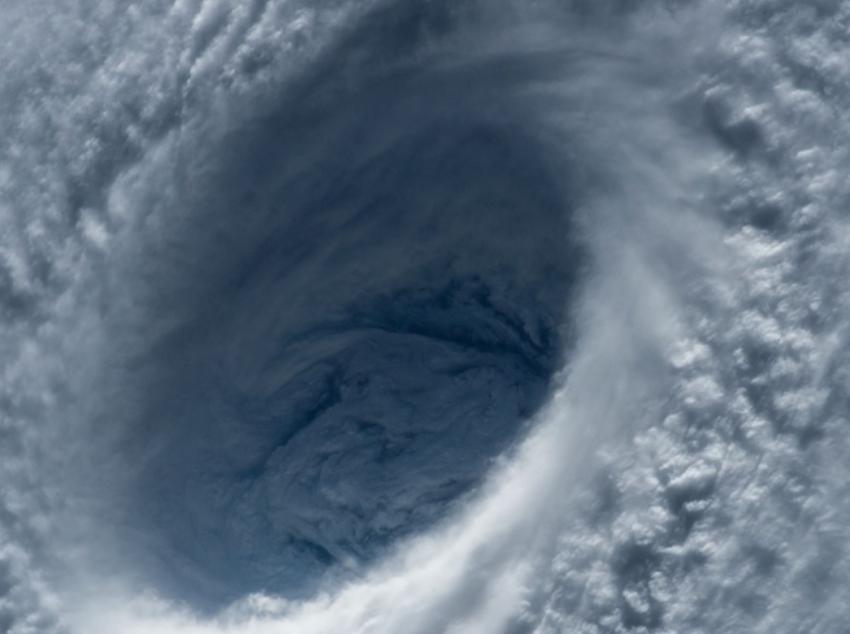 Синоптик Михаил Леус предупредил об учащении случаев смерчей в Москве Синоптик Михаил Леус предупредил об учащении случаев смерчей в Москве