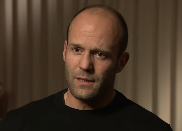 Возлюбленная Джейсона Стэйтема показала фигуру в кружевном нижнем белье Возлюбленная Джейсона Стэйтема показала фигуру в кружевном нижнем белье