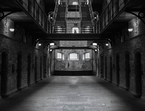 Самая богатая семья Великобритании получила срок за использование рабского труда Самая богатая семья Великобритании получила срок за использование рабского труда