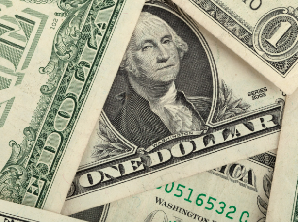 Жители США из-за инфляции перешли на оптовые закупки вместо походов по магазинам