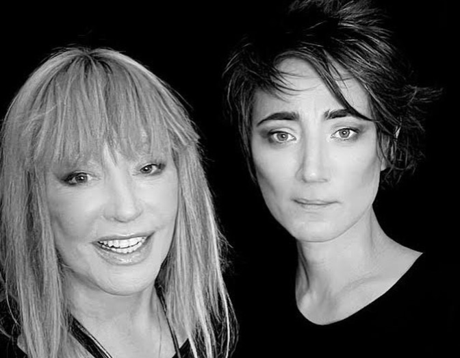 Певица Земфира приехала в Россию ради посещения стоматолога