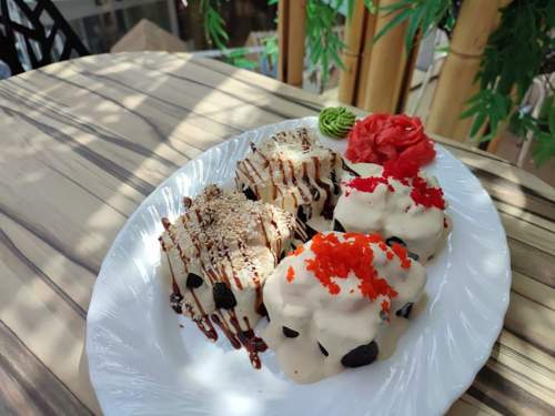 В Курске 11 человек отравились роллами: стало известно, что заказывали пострадавшие