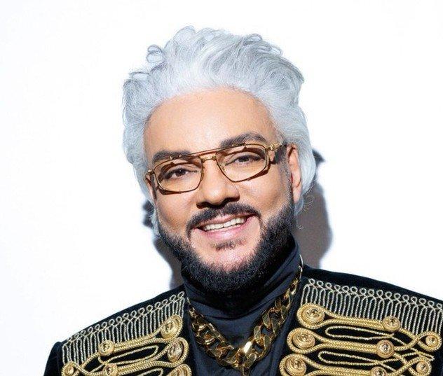 Филиппа Киркорова заметили в костюме ковбоя на юбилее Егора Крида