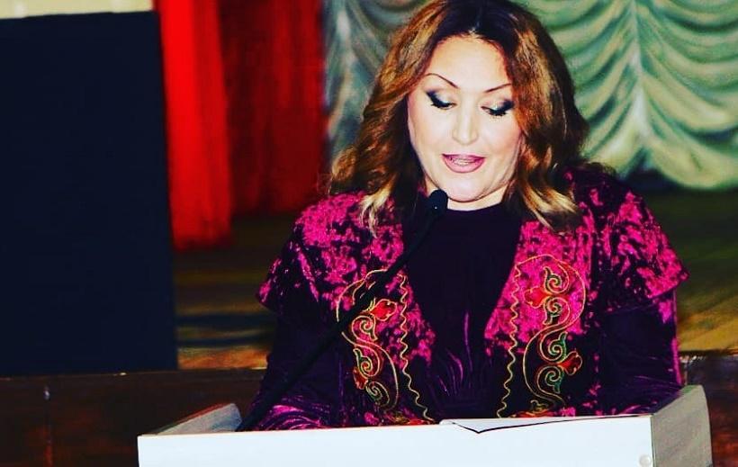 Забеременевшая от приемного сына певица Айсылу Чижевская потеряла ребенка