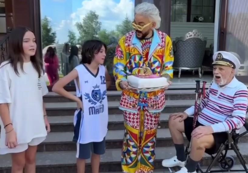 Киркоров организовал баскетбольную вечеринку в честь сына Мартина