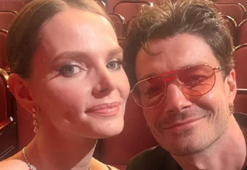 Боярская и Матвеев раскрыли семейную тайну на «Золотой маске» Боярская и Матвеев раскрыли семейную тайну на «Золотой маске»