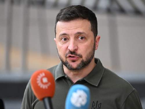 В Москве ответили на слова Зеленского о переговорах с РФ через посредников В Москве ответили на слова Зеленского о переговорах с РФ через посредников