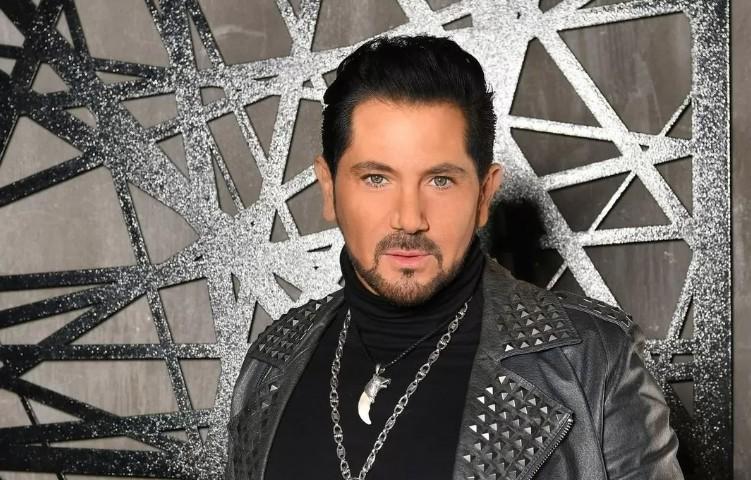 Авраам Руссо рассказал о своих планах переезда из России Авраам Руссо рассказал о своих планах переезда из России