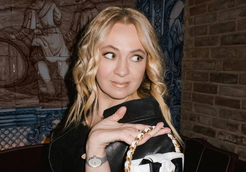 Яна Рудковская высказалась о возможном разводе Алсу и Яна Абрамова Яна Рудковская высказалась о возможном разводе Алсу и Яна Абрамова