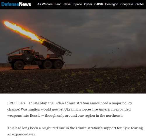 ВСУ ударом из РСЗО HIMARS разрушила супермаркет в Донецке: пожар попал на видео (ФОТО, ВИДЕО)