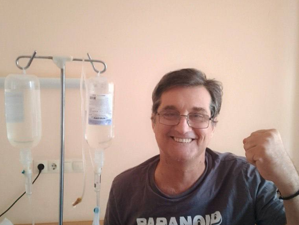 Отару Кушанашвили в больнице ставят капельницы под песни Аллы Пугачевой Отару Кушанашвили в больнице ставят капельницы под песни Аллы Пугачевой