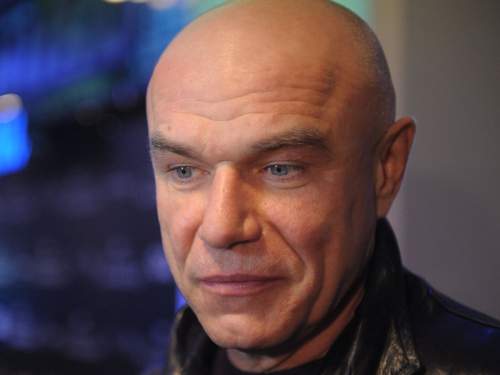 В Калининграде экстренно госпитализирован лидер группы «Моральный кодекс» В Калининграде экстренно госпитализирован лидер группы «Моральный кодекс»