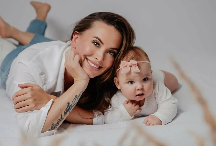 Наталья Фриске отказалась от карьеры ради семьи