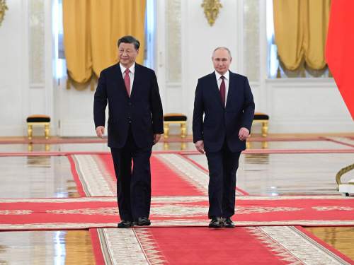 Орбан обсуждает с Путиным план перемирия по Украине: Трамп и Си его согласовали (ВИДЕО) Орбан обсуждает с Путиным план перемирия по Украине: Трамп и Си его согласовали (ВИДЕО)