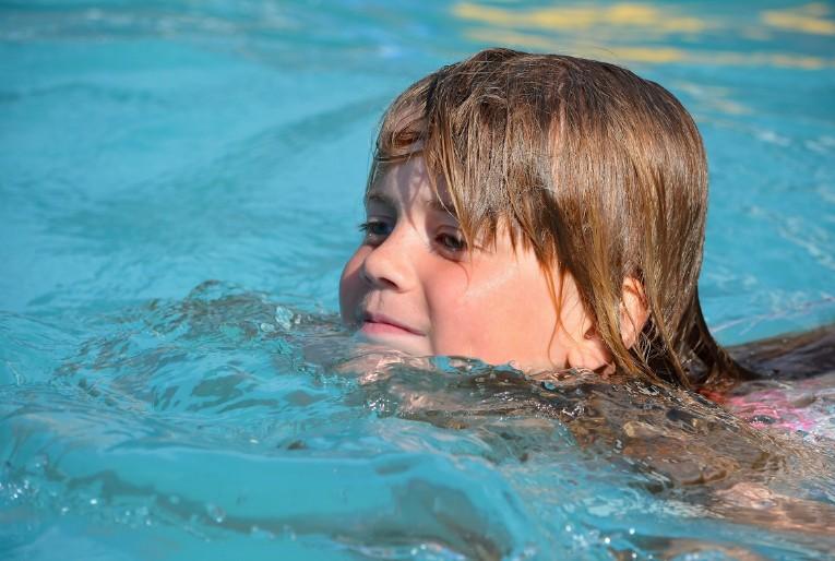 Врач Малиновская назвала плавание универсальным видом спорта для всех