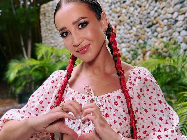 Ольга Бузова не намерена отказываться от откровенных нарядов