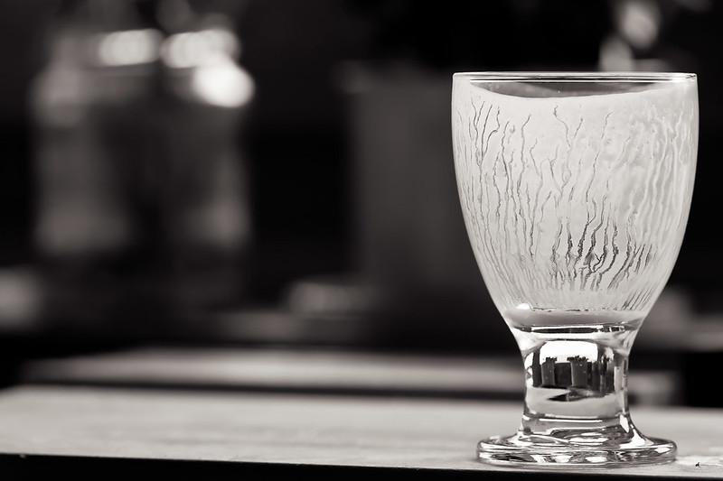 Диетолог Савицкая посоветовала утолять жажду в жару при помощи пива и кефира