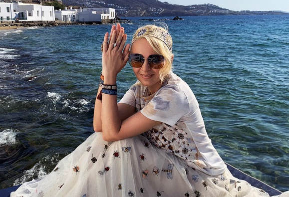 Яна Рудковская обвинила подписчиков в клевете