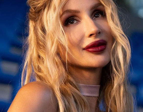 Дзюник считает, что Тина Кароль помешала карьере Светланы Лободы в Украине Дзюник считает, что Тина Кароль помешала карьере Светланы Лободы в Украине