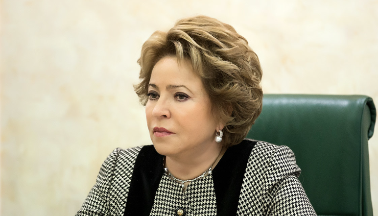 Матвиенко поздравила жителей России с Днем семьи, любви и верности