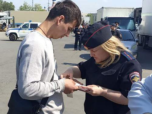 Госдума поддержала предложение МВД выдворять мигрантов из РФ за нарушения еще 20 статей КоАП