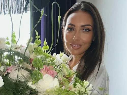 Алсу на фоне развода продает квартиру в центре Москвы за 300 млн рублей (ФОТО)