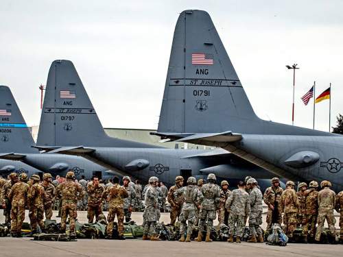 CNN: военные базы США в Европе привели в состояние повышенной готовности