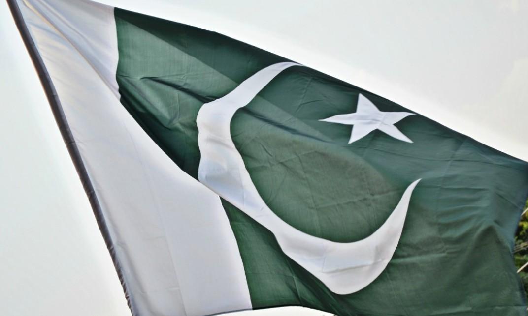 Российский тревел-блогер описал кофейню в Пакистане фразой «грязный человек варит странную бурду»