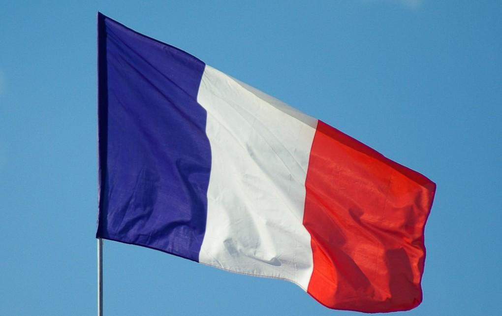 Макрон не делал никаких заявлений на саммите НАТО, опасаясь последствий во Франции