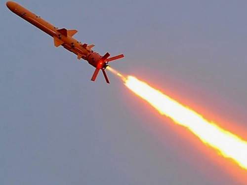 В НАТО оценили возможность сбивать ракеты РФ над Украиной В НАТО оценили возможность сбивать ракеты РФ над Украиной