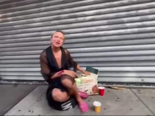 Бомжующий в Нью-Йорке певец Оскар мечтает вернуться в Россию (ВИДЕО) Бомжующий в Нью-Йорке певец Оскар мечтает вернуться в Россию (ВИДЕО)