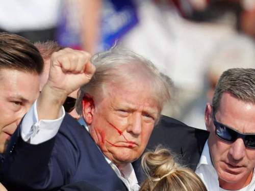 На Дональда Трампа совершено покушение: экс-президент ранен, двое убиты (ВИДЕО)