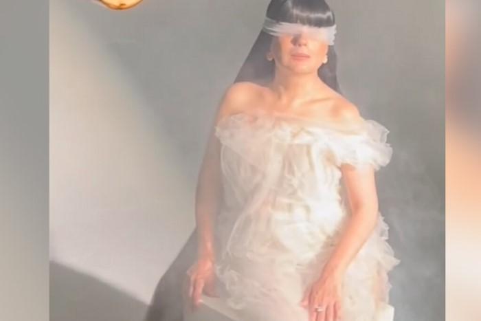 Фото Дианы Гурцкая без очков очаровало фанатов Фото Дианы Гурцкая без очков очаровало фанатов