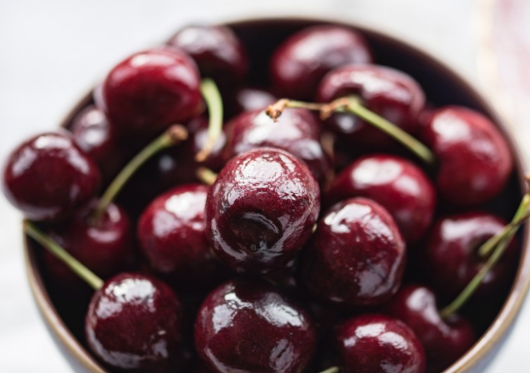 Врачи заявили, что в день можно есть не более 300 граммов черешни