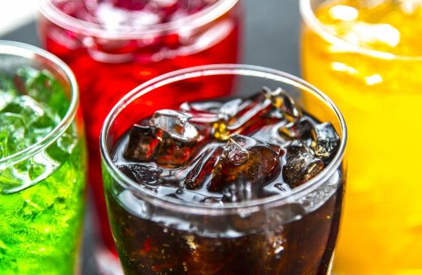 Gut: Два стакана сладкой газировки в день повышают риск рака кишечника в два раза Gut: Два стакана сладкой газировки в день повышают риск рака кишечника в два раза